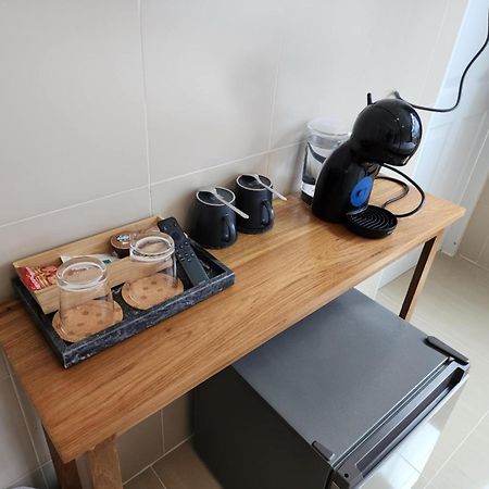 Lo-Ha Guest House, Contactless Check-In Bangkok Bagian luar foto