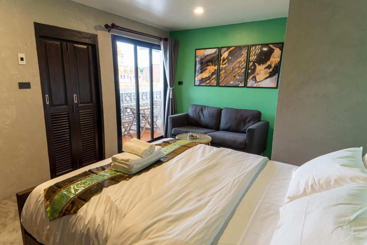 Lo-Ha Guest House, Contactless Check-In Bangkok Bagian luar foto
